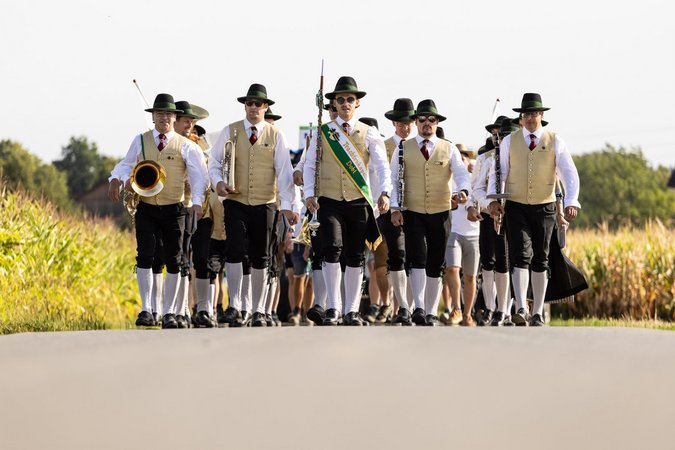Bundesentscheid Pflügen 2022: Pflügerparade